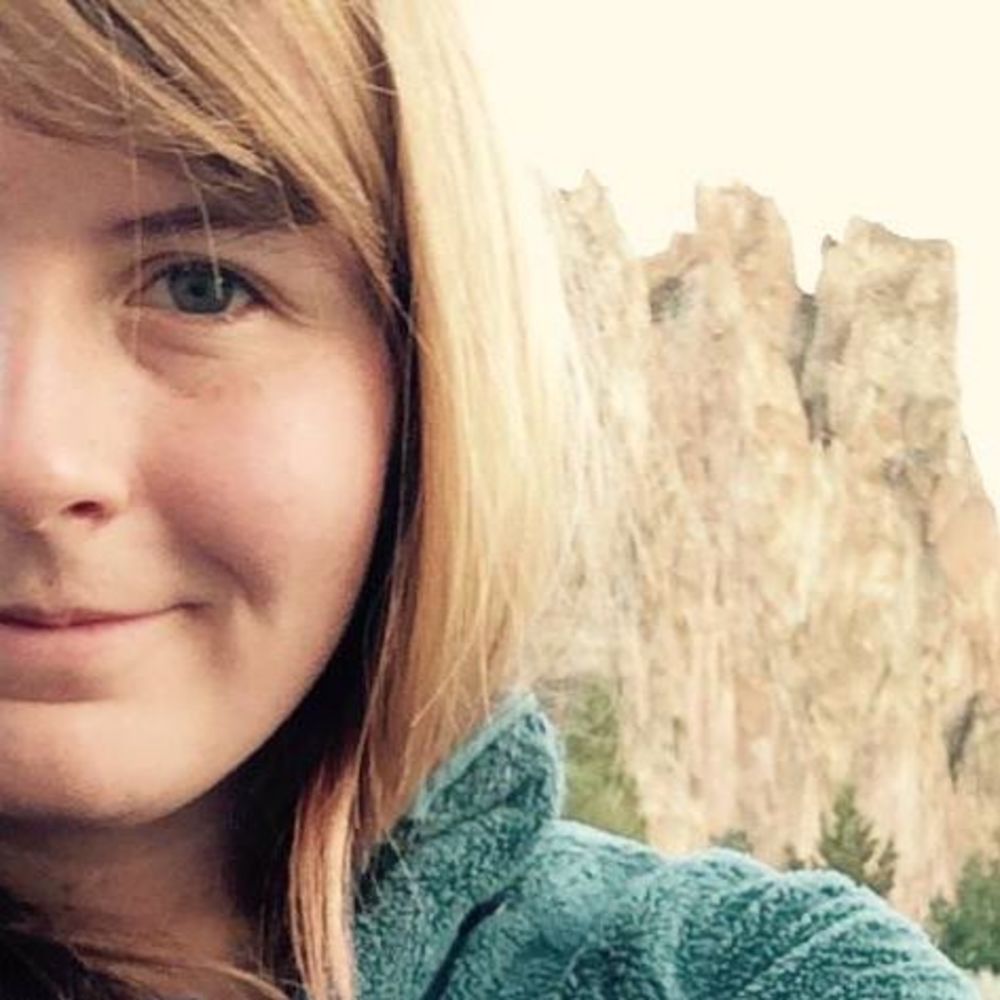 Meet your Posher, Cate